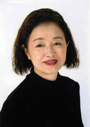 日色ともゑ 写真